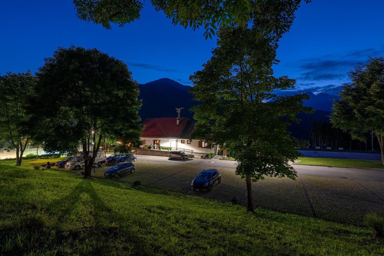 Camping & Caravan Zoncolan Ovaro Extérieur photo
