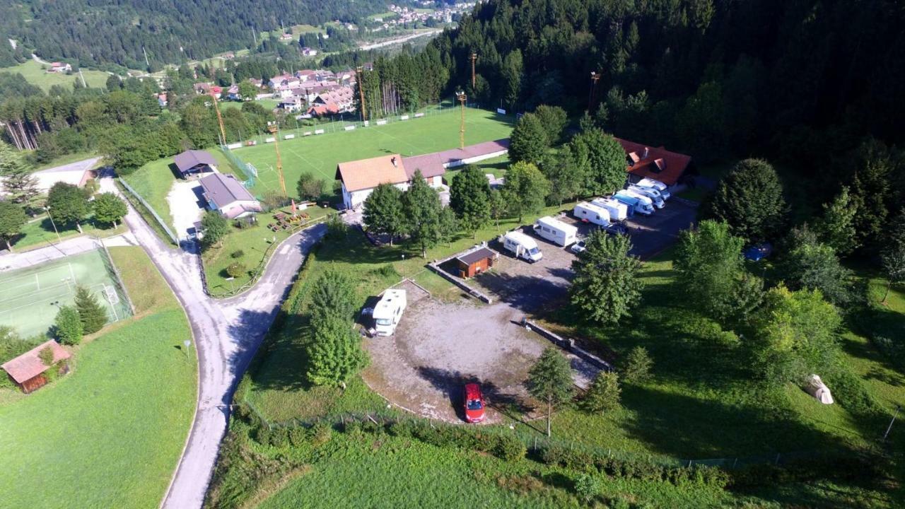 Camping & Caravan Zoncolan Ovaro Extérieur photo